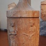 Funeral urn