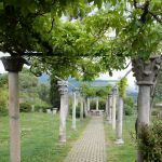 Arbor walkway