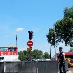 Traffic along the river