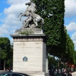 Monument on the Champ Elysee
