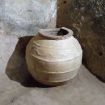 Storage urn